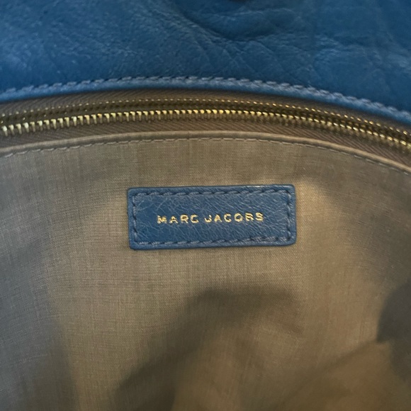 Classic Marc Jacobs handbag. Great condition! - Picture 2 of 4